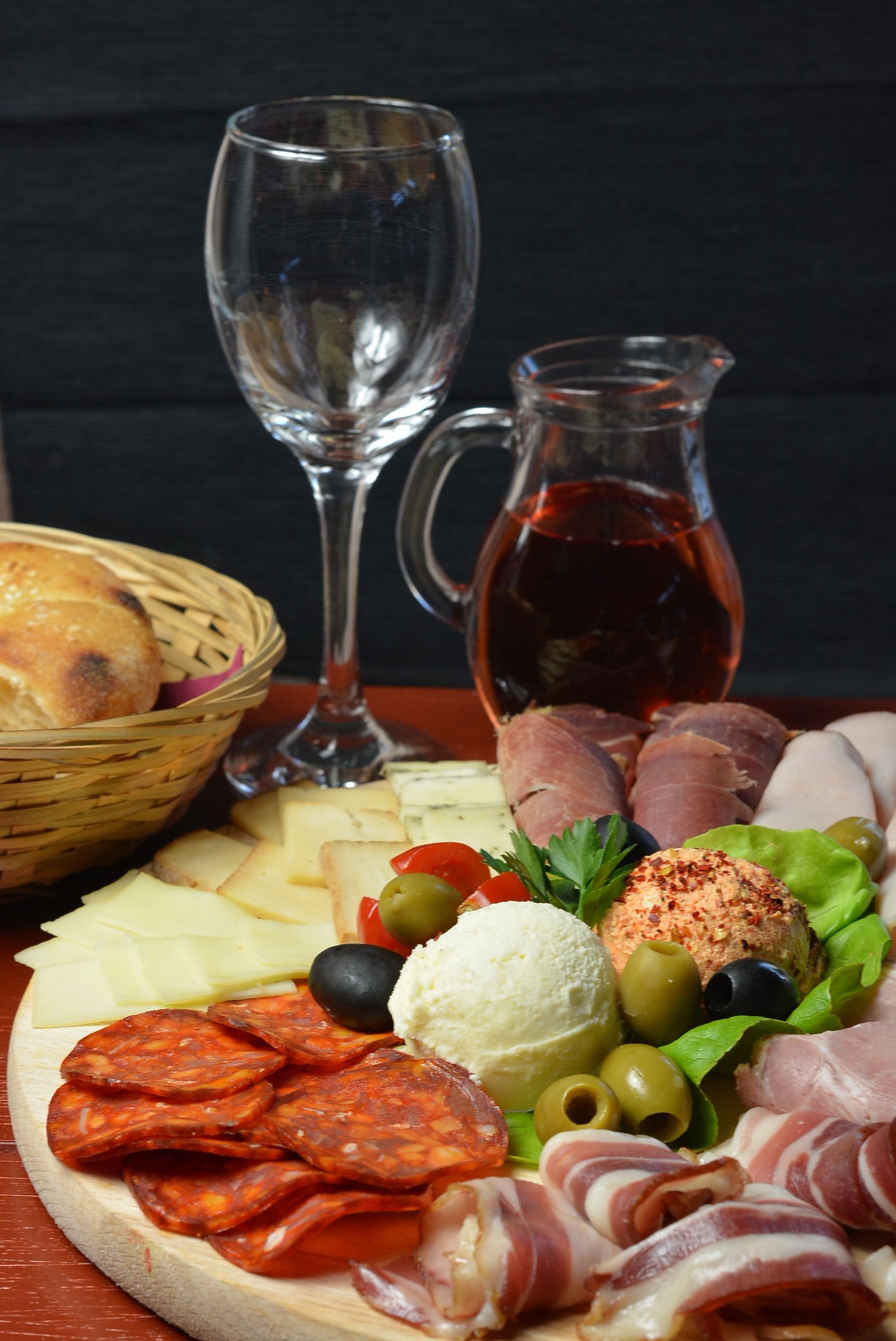 Prosciutto (pork and beef), kulen, chees, clotted cream, ajvar, chees pie